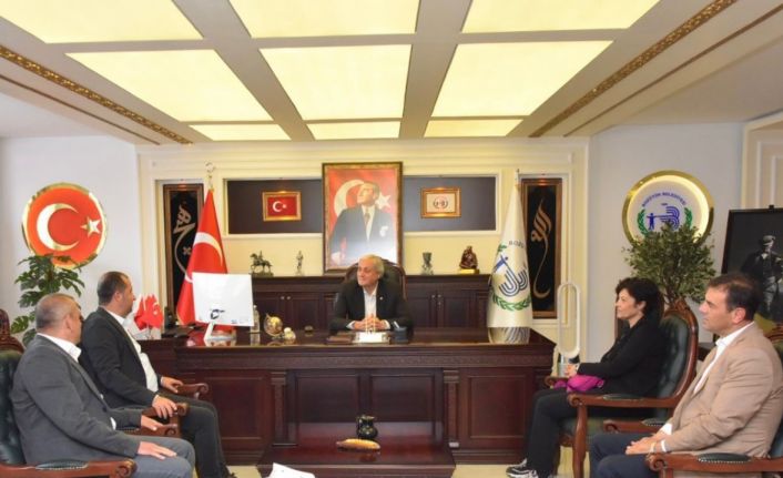 Başkan Bakkalcıoğlu DİSK Genel-İş Sendikası yöneticileri ile bir araya geldi