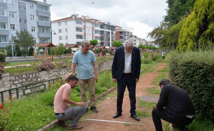 Başkan Bakkalcıoğlu kanal boyunda incelemelerde bulundu