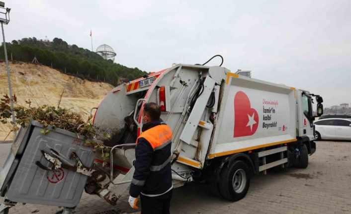 Bayraklı’da temizlik atağı