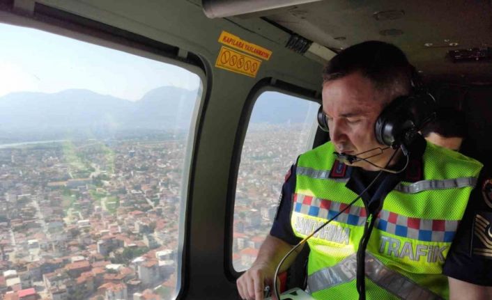 Bayram trafiğine havadan helikopterli denetim