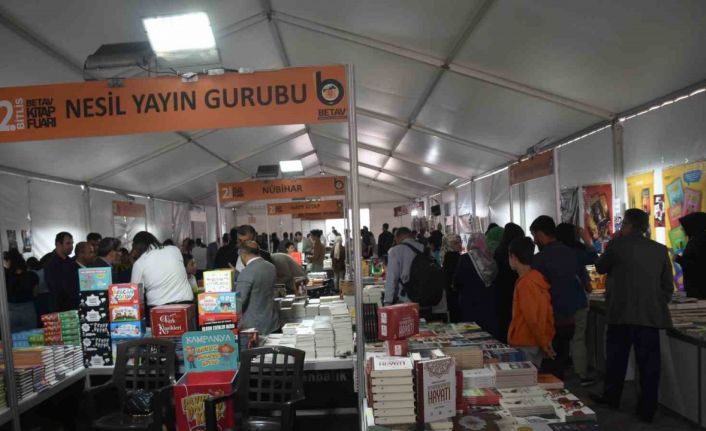 Bitlis’te 2. Kitap Fuarı açıldı