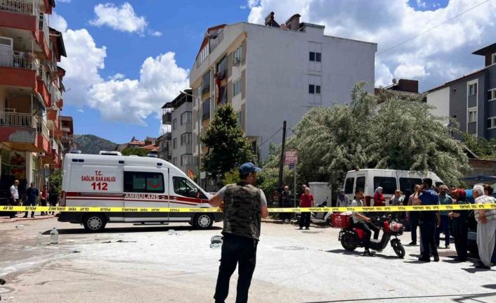 Burdur’da bunalıma girip benzinle kendini yaktı