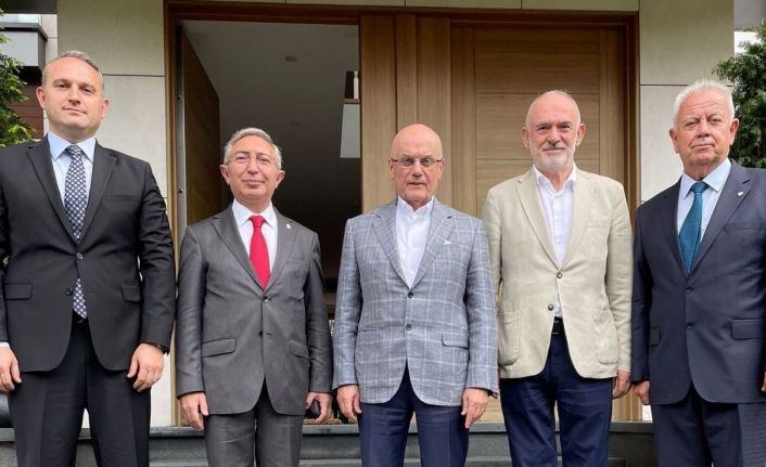 Bursaspor Divan Başkanı Galip Sakder’in de katıldığı toplantıda ‘Küfürsüz Stadyum’ dendi