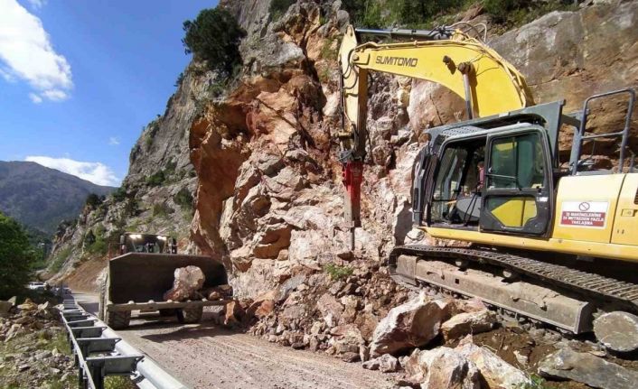 Büyükşehir’den Kapuzbaşı Şelaleleri yolunda önemli çalışma