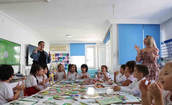 Büyükşehir’den okullara ipekböceği besleme seti