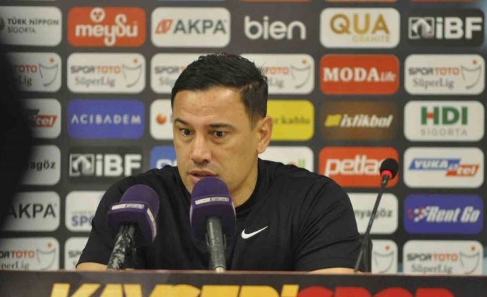 Çağdaş Atan: "Gemiyi sağ salim karaya yanaştırdık"