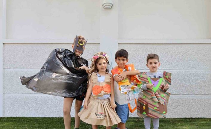 Çocuklardan ‘çevreci’ defile