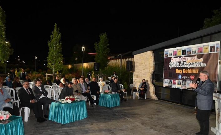 Çoruminia, şiir dolu bir geceye ev sahipliği yaptı