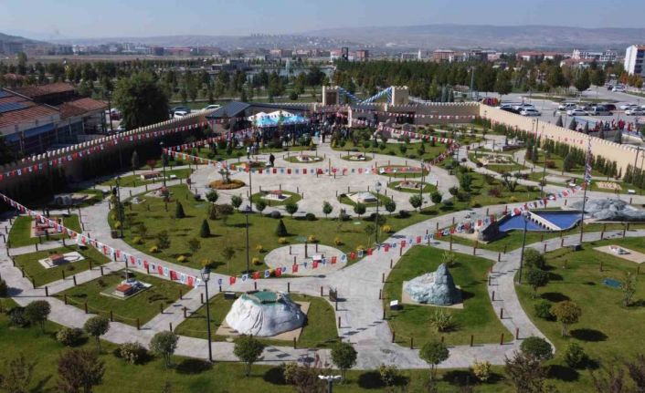 Çoruminia’yı 50 bin kişi ziyaret etti