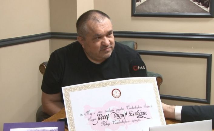 Cumhurbaşkanı Erdoğan’ın mazbatalarındaki imzanın sahibi İHA’ya konuştu