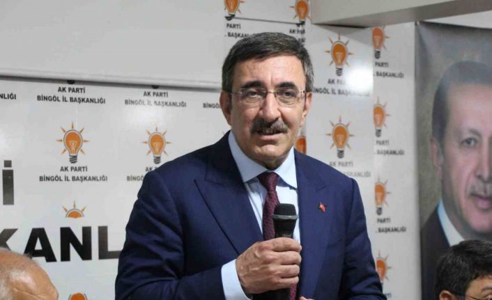 Cumhurbaşkanı Yardımcısı Yılmaz: "Yeni yüzyıla yakışır bir şekilde milletimize ve  ülkemize hizmet edeceğiz"