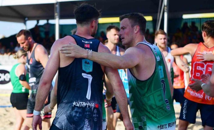 Danimarkalı takım, depremde hayatını kaybeden milli hentbolcuyu unutmadı