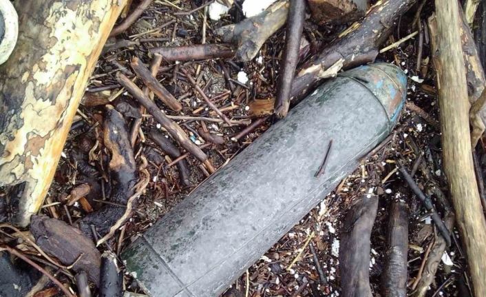 Deniz kıyısında bulunan şüpheli cisim imha edildi