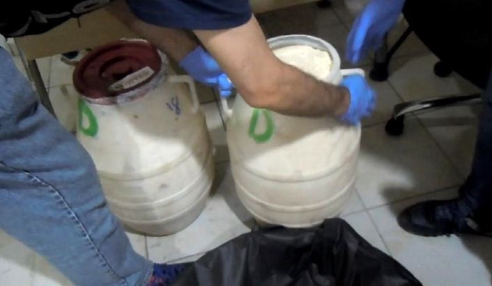 Diyarbakır’da kilolarca uyuşturucu ile yakalanan 32 kişi tutuklandı