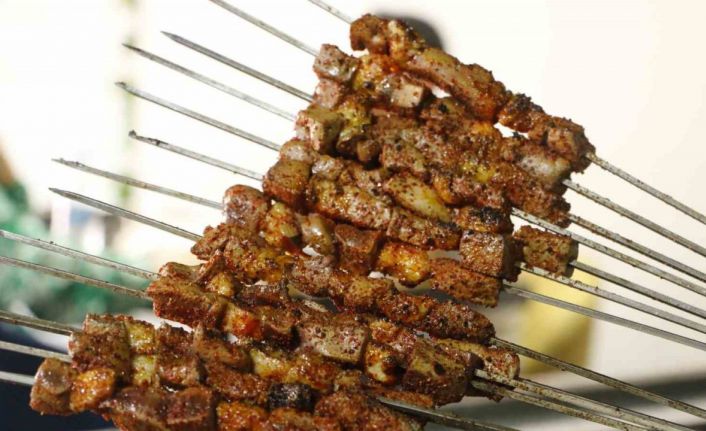 Diyarbakır’da Kurban Bayramı tatilinde en çok tüketilmesi beklenen yemek tescilli ciğer kebabı