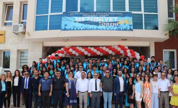 Ercan, “Öğrencilerimizi geleceğe hazırlamak için daima sorumluluk üstleneceğiz”