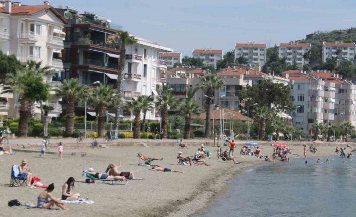 Erdek’te deniz sezonu açıldı