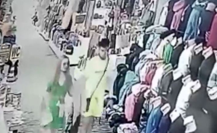 Esnafı sahte 100 dolar vererek dolandırırken önce kameraya sonra polise yakalandılar