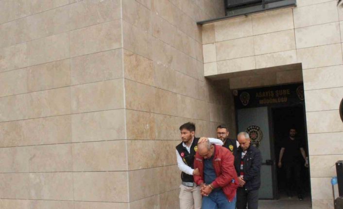 FETÖ yalanı ile 120 bin TL’lik dolandırıcılık yapan sahte polisler kıskıvrak yakalandı