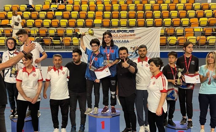 Floor Curling’te şampiyon Erzurum’dan