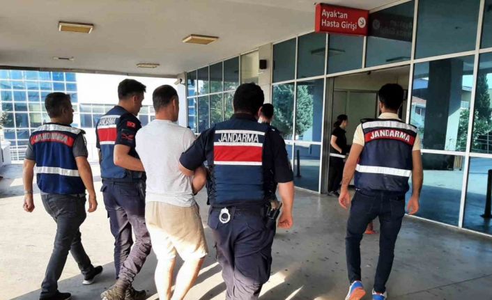 Göçmen kaçakçılarına İzmir merkezli operasyon: 17 gözaltı