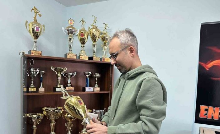 Görme Engelliler Spor Kulübü ulaşımı kolay bir salon arıyor