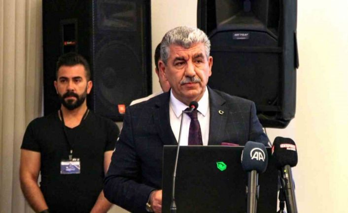 "Hisarlı Ahmet, Kütahya’nın kültür ve sanat şehri olarak anılmasına vesile olmuştur"