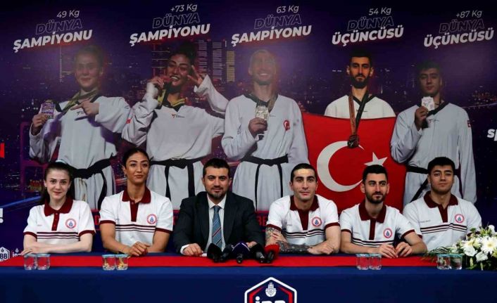 İBBSK Genel Sekreteri Erdem Arslanoğlu, Dünya Tekvando Şampiyonası’nda madalya alan sporcularla buluştu