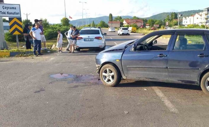 Işık ihlalinin olduğu kazada hamile kadın yaralandı