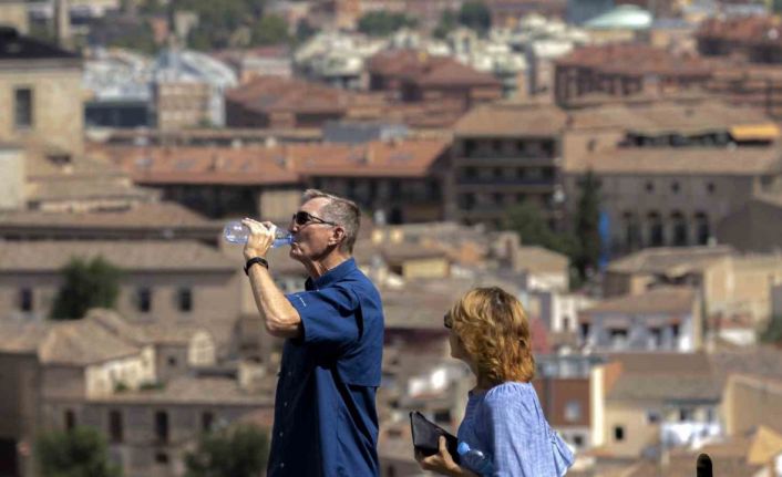 İspanya 62 yılın en sıcak bahar mevsimini yaşadı