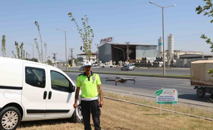 Kahramanmaraş’ta dron ile kırmızı ışık denetimi