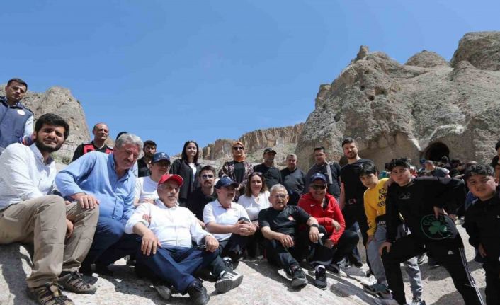 Kayseri Protokolü Gençlerle Soğanlı’yı Keşfetti