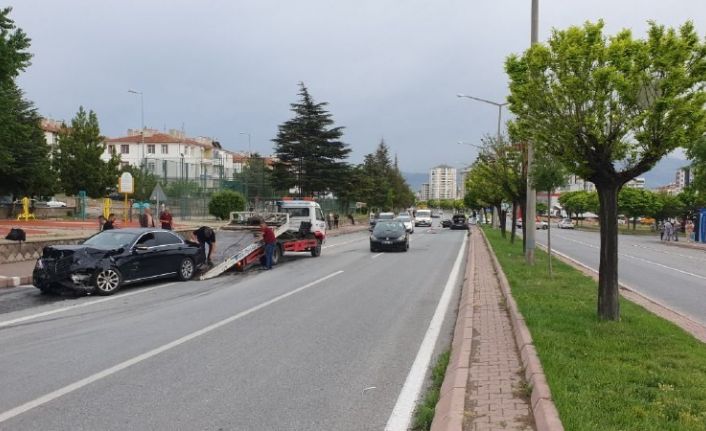 Kayseri’de trafik kazası: 3 yaralı