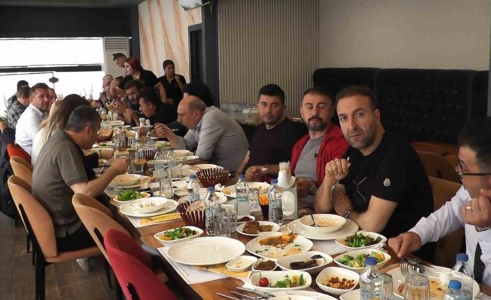 Kayserispor ile Ankaragücü yöneticileri, yemekte buluştu