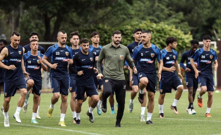 Kayserispor’da 10 futbolcunun sözleşmesi bitti