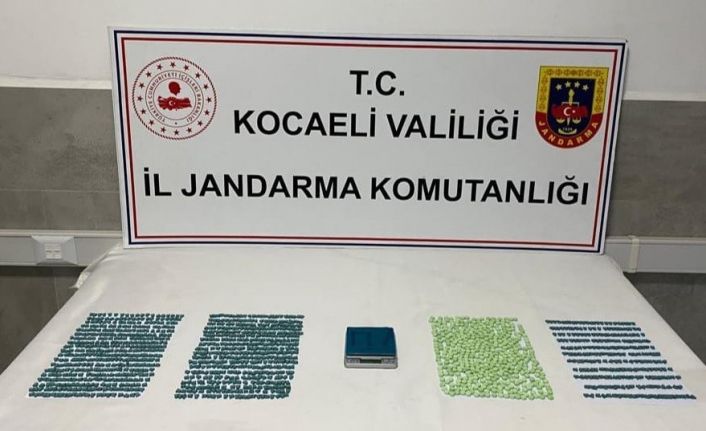 Kocaeli’de bir iş yerinde bin 678 tane uyuşturucu hap ele geçirildi