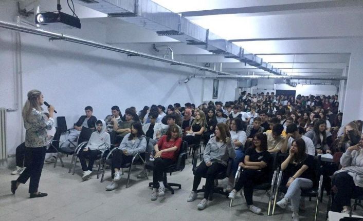 Liselilere ’Çocuk Hakları ve Çocuk İşçiliğiyle Mücadele’ anlatıldı
