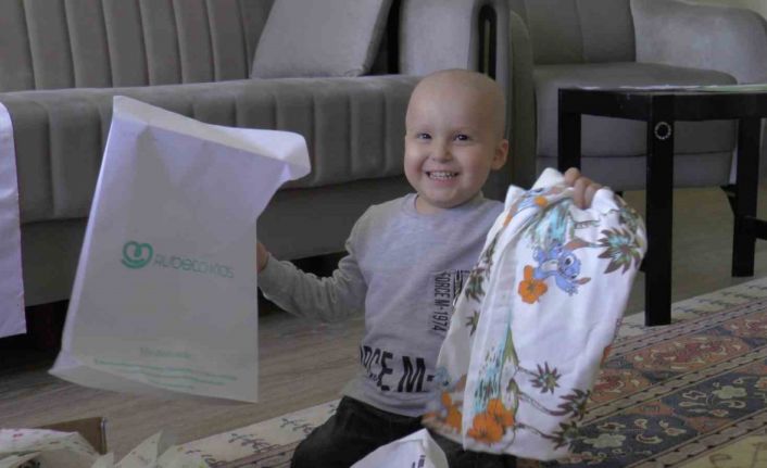 Lösemi hastası depremzede Ömer’e bayram öncesi moral ziyareti