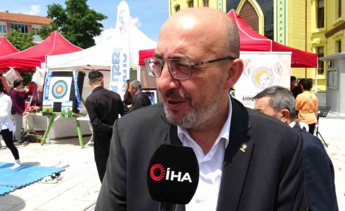 Mesleki Teknik Eğitim Fuarı’nı ziyaret eden Başkan Önsay: "Pırıl pırıl bir gençliğimiz var"