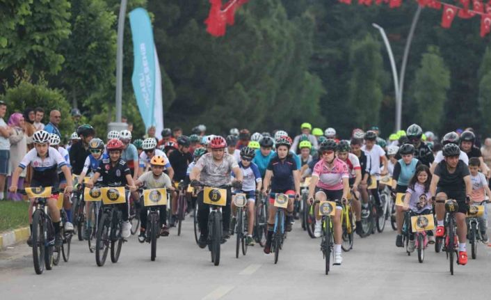 Minik ve genç pedallar Sekapark’ta çevrildi