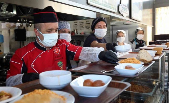 Nazilli Uğur Mumcu Parkı’nda Büyükşehir Belediyesi Park Kafe hizmete açılıyor