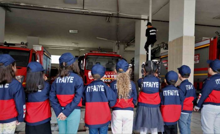 Nevşehir İtfaiyesi’nden öğrencilere teorik ve uygulamalı eğitim