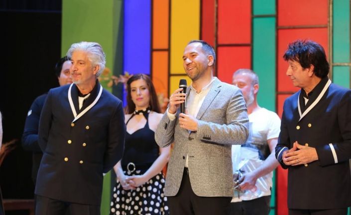 Niğde’de ’Süt Kardeşler’ Tiyatro Oyunu Sahnelendi