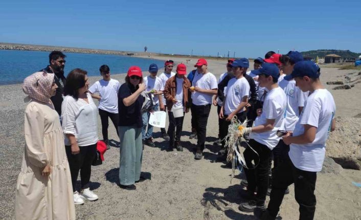 Öğrenciler "Çevremiz Geleceğimiz" dediler