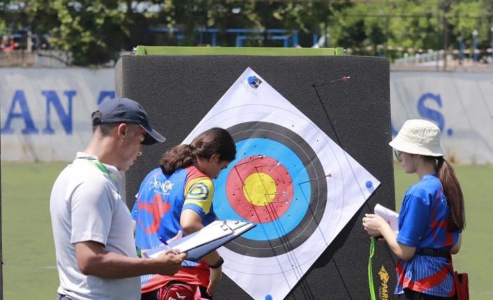 Okçular yaz turnuvasında yarıştı
