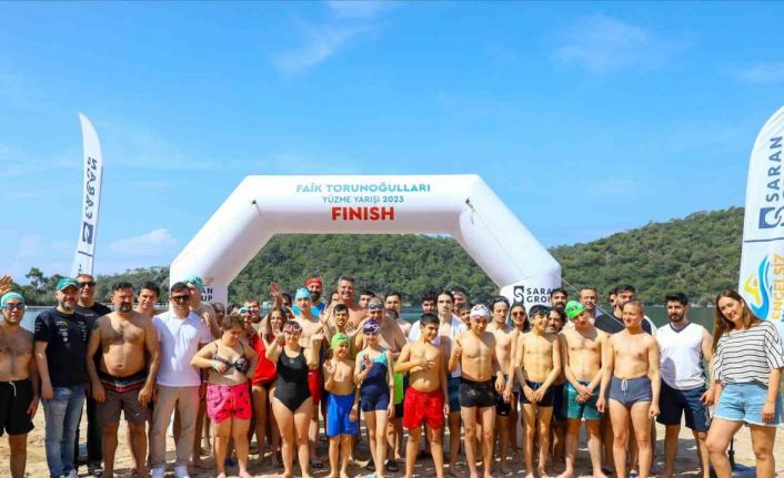 Ölüdeniz’de engelli gençler kıyasıya yarıştı