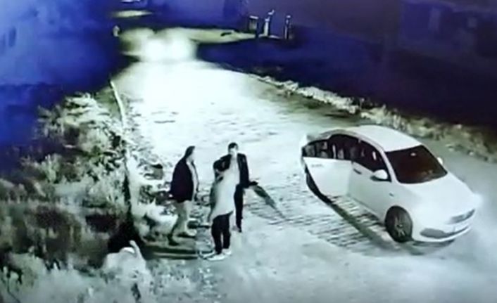 Önce darp edildi, sonra silahla vuruldu: O anlar güvenlik kamerasına yansıdı