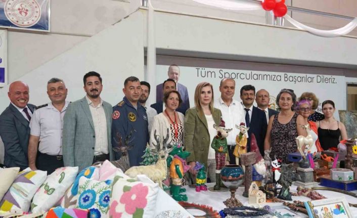 Ortaca’da kursiyerlerin yılsonu sergisi