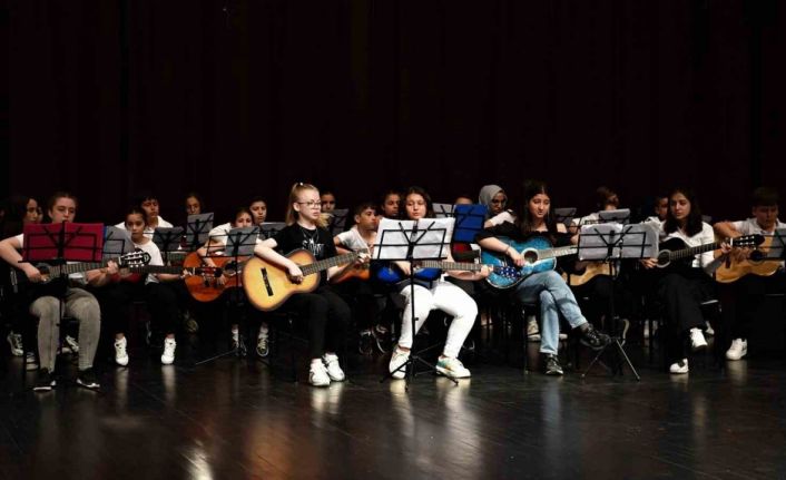 Osmangazi’de geleceğin sanatçıları yetişiyor