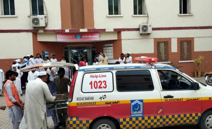 Pakistan’da fırtına nedeniyle ölü sayısı 32’ye yükseldi